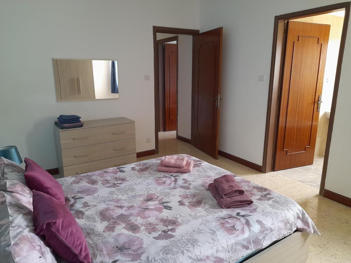 Sunshine Holiday Apartment 4 Next To The Sea St. Paul's Bay Ngoại thất bức ảnh